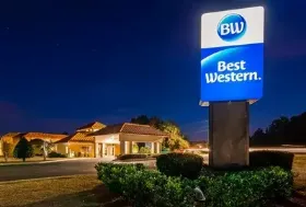 Photograph of Comfort Inn, Milton
