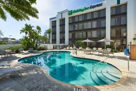 Photograph of Holiday Inn Express, Boca Raton