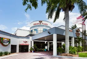 Photograph of Crowne Plaza, Fort Myers