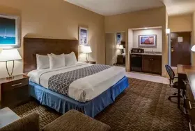 Photograph of Best Western Naples Plaza Hotel, Naples