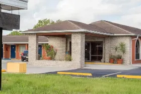 Photograph of Knights Inn Arcadia, Arcadia