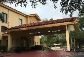 Photograph of Days Inn, Gainesville