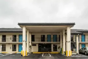 Photograph of Travelodge, Alachua
