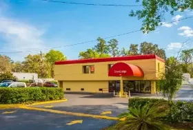 Photograph of Econo Lodge, Gainesville