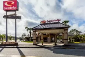 Photograph of Econo Lodge, Lake City