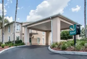 Photograph of Quality Inn Gainesville I-75, Gainesville