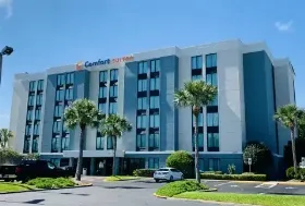 Photograph of Comfort Suites Baymeadows Near Butler Blvd, Jacksonville