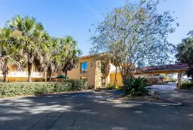 Photograph of La Quinta Inn, Tallahassee