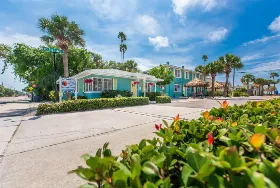 Photograph of Gulf Breeze Inn, Indian Rocks Beach