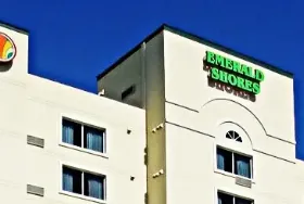 Photograph of Emerald Shores Hotel, Daytona Beach Shores