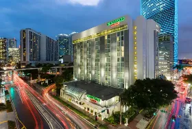 Photograph of Courtyard, Miami