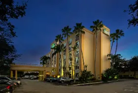 Photograph of La Quinta Inn & Suites, West Palm Beach