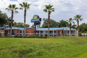 Photograph of Days Inn, Chipley