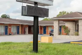 Photograph of Knights Inn Arcadia, Arcadia