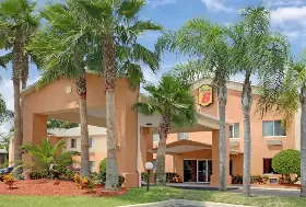 Photograph of Super 8, Daytona Beach
