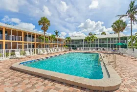 Photograph of Silver Sands And Gulf Beach Resort, Longboat Key