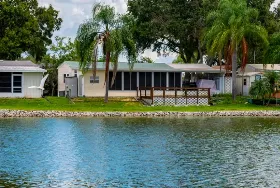 Photograph of Pleasant Lake RV Resort, Bradenton