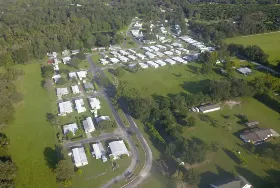 Photograph of Hammock Lake MH & RV Park, Fort Meade