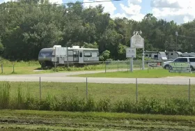 Photograph of A & B RV & MHP, Auburndale