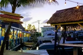 Photograph of Porky’s Bayside, Marathon
