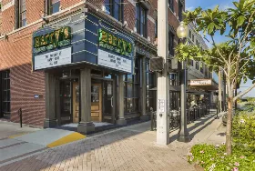 Photograph of Harry’s Seafood Bar & Grille, Ocala