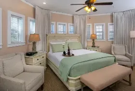 Photograph of Henderson Park Inn Bed & Breakfast, Destin