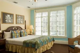 Photograph of Lakeside Inn, Mount Dora