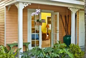Photograph of Tropical Inn, Key West