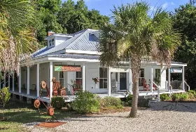 Photograph of The Flat At 49 Palmetto, Apalachicola