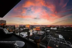 Photograph of Eve On Adams, Tallahassee