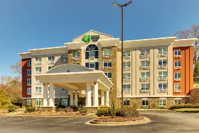 Photograph of Holiday Inn Express, Columbus