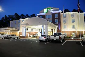 Photograph of Holiday Inn Express, Bainbridge