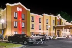 Photograph of Best Western Plus, Richmond Hill