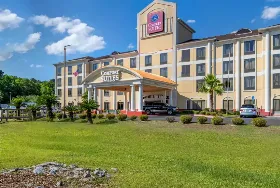 Photograph of Comfort Suites, Savannah