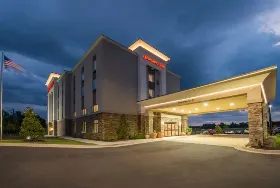 Photograph of Hampton Inn, Waynesboro