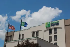 Photograph of Holiday Inn Express, Douglasville
