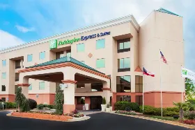 Photograph of Holiday Inn Express, Lawrenceville