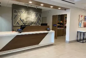 Photograph of Holiday Inn Express, Suwanee