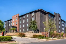 Photograph of Clarion Inn & Suites Atlanta Downtown, Atlanta