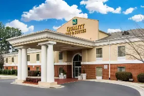 Photograph of Quality Inn, Decatur