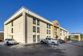 Photograph of Comfort Inn, LaGrange