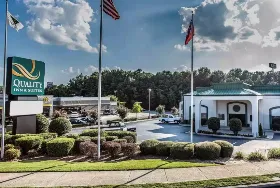 Photograph of Quality Inn & Suites Stockbridge Atlanta South I-75, Stockbridge