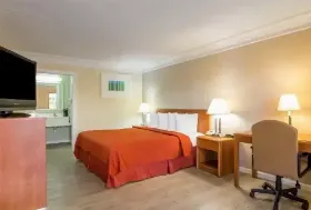Photograph of Quality Inn, Dalton
