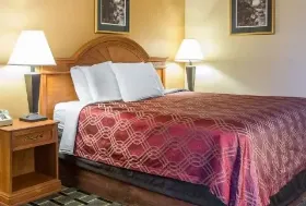 Photograph of Econo Lodge Dalton, Dalton
