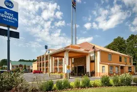 Photograph of Best Western Garden Inn & Suites, Cartersville