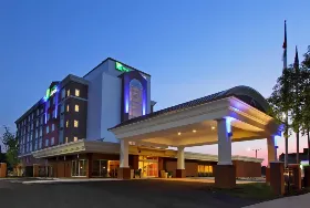 Photograph of Holiday Inn Express, Augusta
