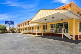 Photograph of Americas Best Value Inn, Clayton