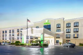 Photograph of Holiday Inn Savannah S - I-95 Gateway, Savannah