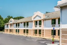 Photograph of Quality Inn, Sandersville