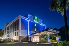 Photograph of Holiday Inn Express, Statesboro